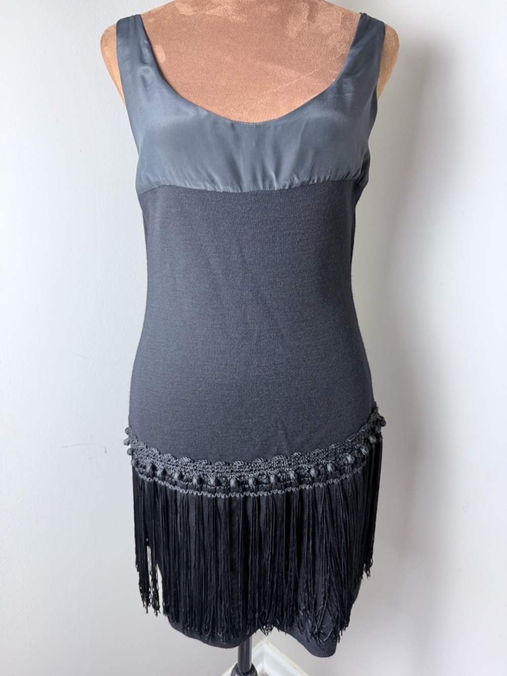 Vintage Marc Bouwer II Black Wool Dress with Gold Embroidered Logo - Picture 9 of 10